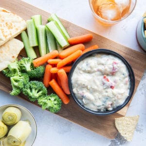 13. *NOUVEAU!* Trempette chaude aux artichauts et épinards, l’entrée parfaite pour faire patienter en attendant le souper! - 250g