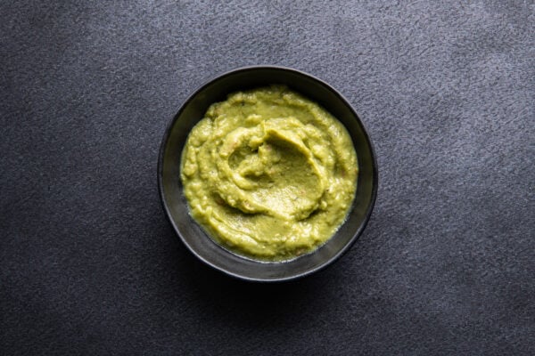 21. Guacamole, l’accompagnement idéal du quesadilla et du sandwich! (produit congelé au comptoir, décongelé en livraison) - 60ml