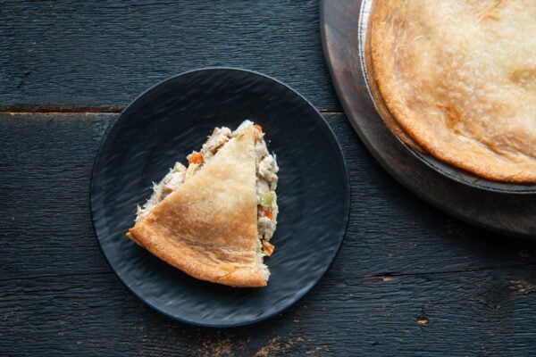 11. Pâté au poulet (produit de Boucherie et Délices de la Rive-Sud) - 9” 2-4 portions