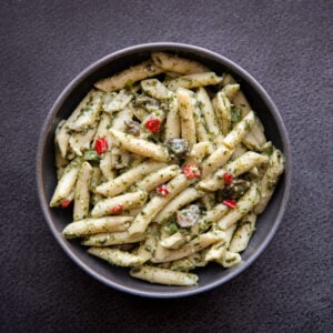 7. Salade B&C de pâtes au pesto, feta et olives - 2 ou 4 portions